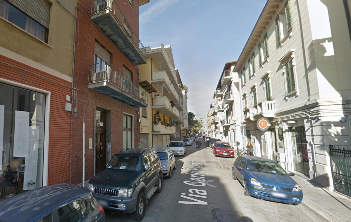 Buscine Home Pescara Centro - Palma Gratuita In Lido Attrezzato المظهر الخارجي الصورة