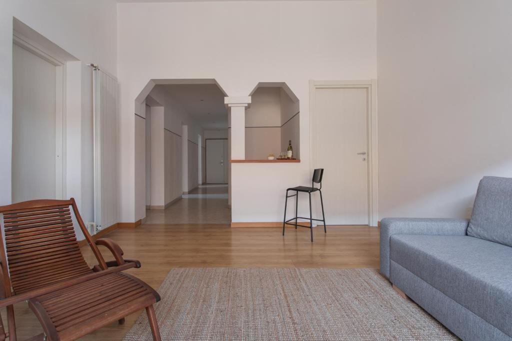 Buscine Home Pescara Centro - Palma Gratuita In Lido Attrezzato المظهر الخارجي الصورة