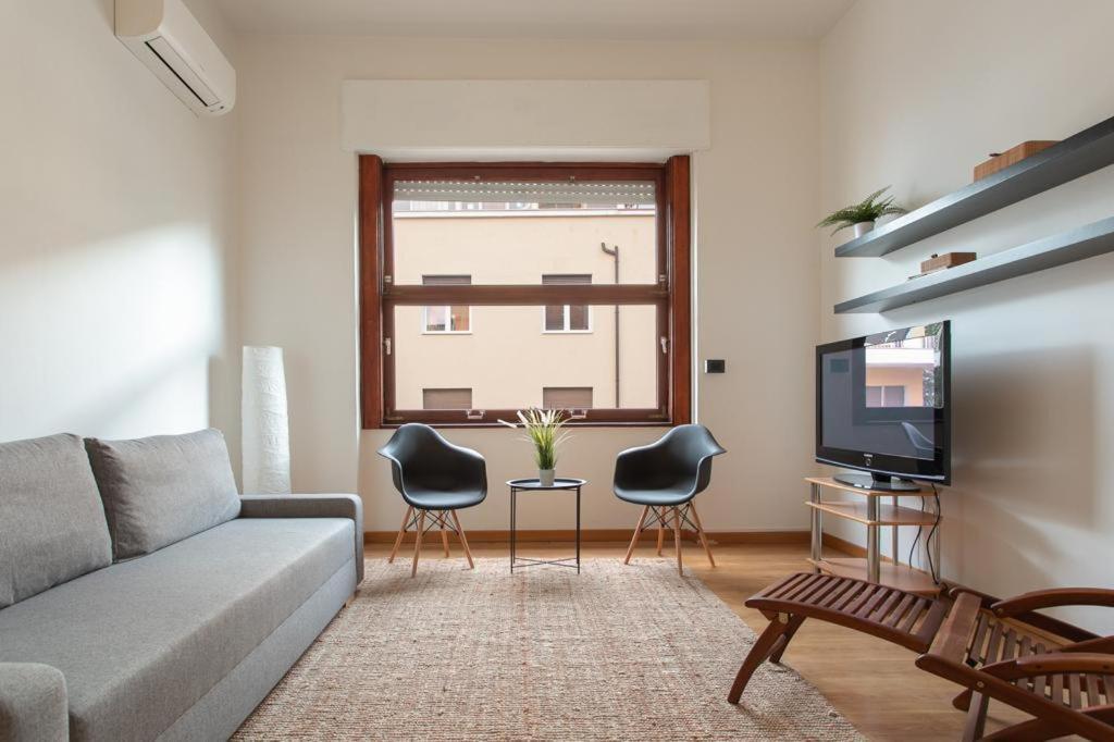 Buscine Home Pescara Centro - Palma Gratuita In Lido Attrezzato المظهر الخارجي الصورة