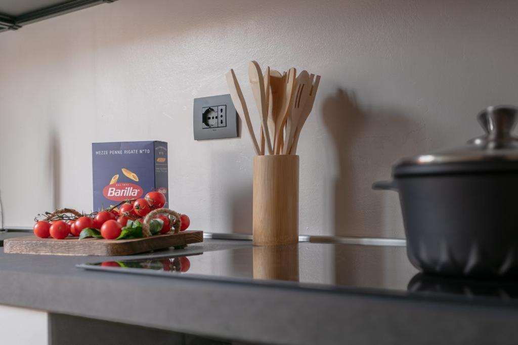 Buscine Home Pescara Centro - Palma Gratuita In Lido Attrezzato المظهر الخارجي الصورة
