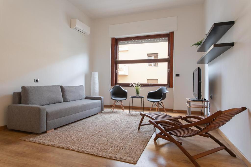 Buscine Home Pescara Centro - Palma Gratuita In Lido Attrezzato المظهر الخارجي الصورة